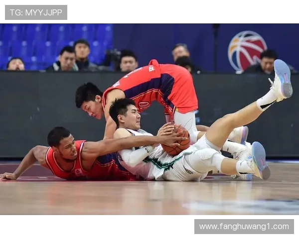 篮球比赛中同时发生犯规时判罚优先级规则具体如何执行 篮球比赛中同时发生犯规时判罚优先级规则具体如何执行
